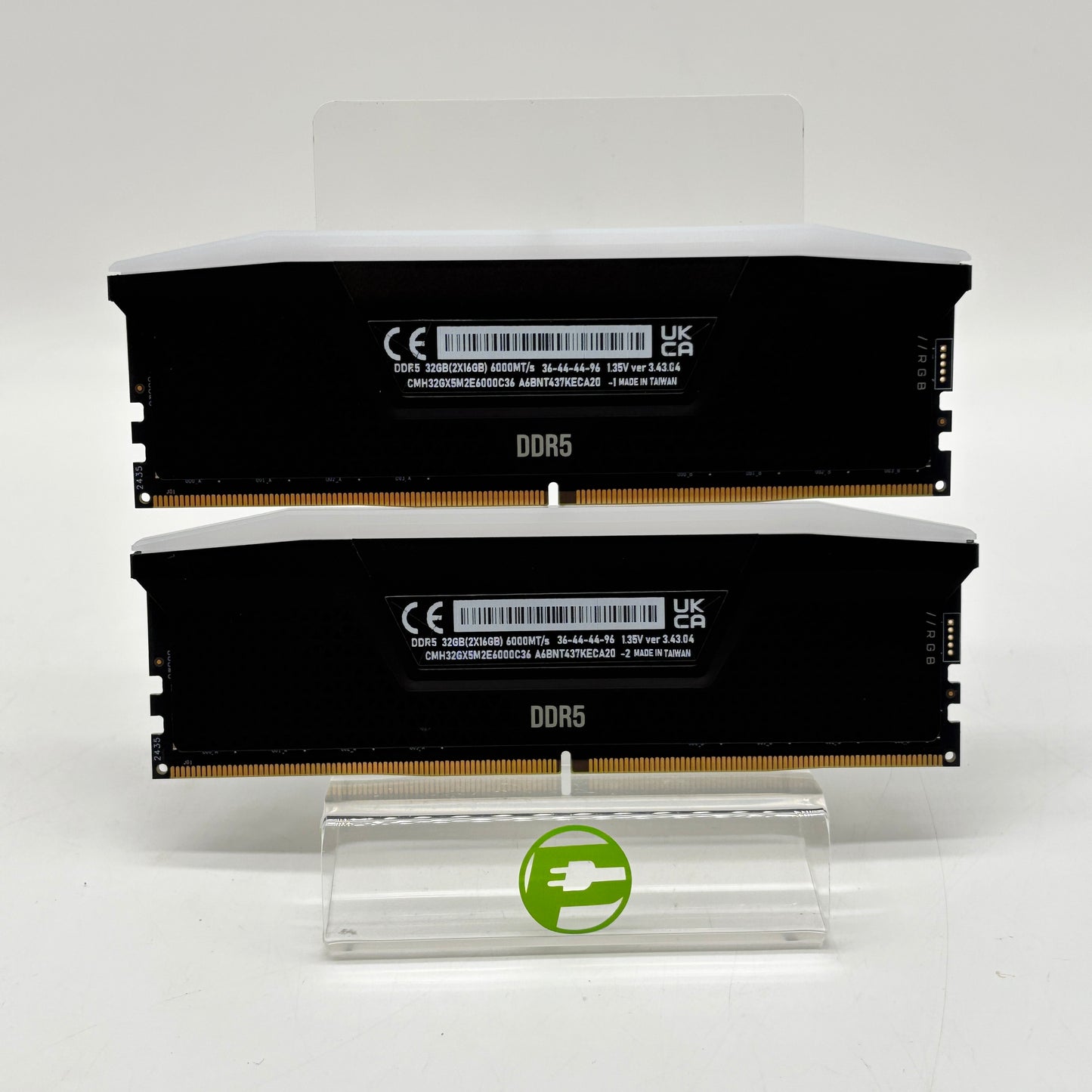 Corsair Vengeance RGB Pro 32GB (2x16GB) RAM DDR5 6000MHz CMH32GX5M2E6000C36