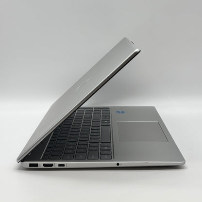 HP Laptop 15-fd0027st 15.6" i3-N305 1.8GHz 8GB RAM 256GB SSD