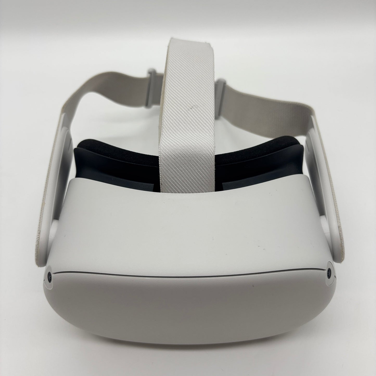 Meta Quest 2 128GB Standalone All-in-One VR Headset KW49CM