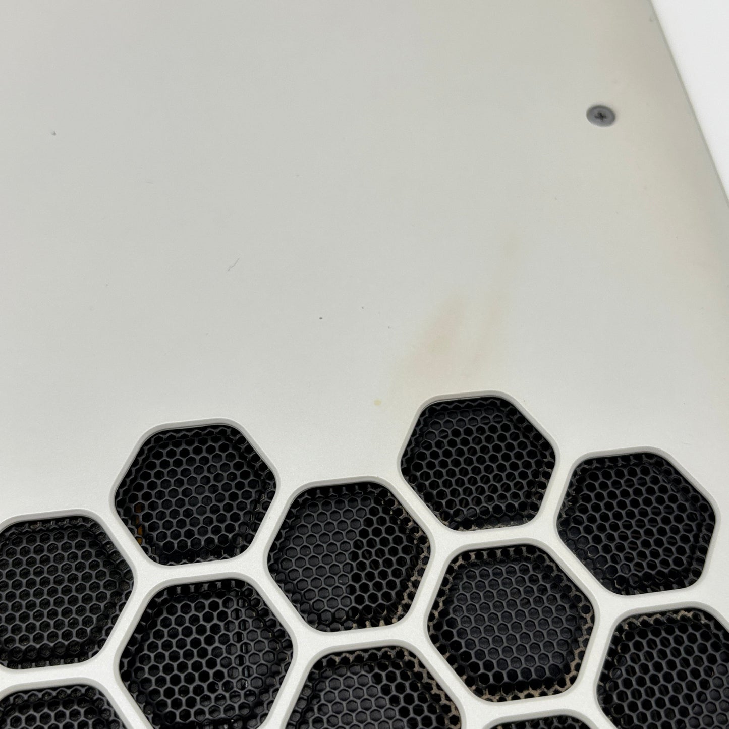 Alienware Area-51m P38E 17.3" i9-9900K 32GB RAM 2TB SSD/HDD Geforce RTX 2070