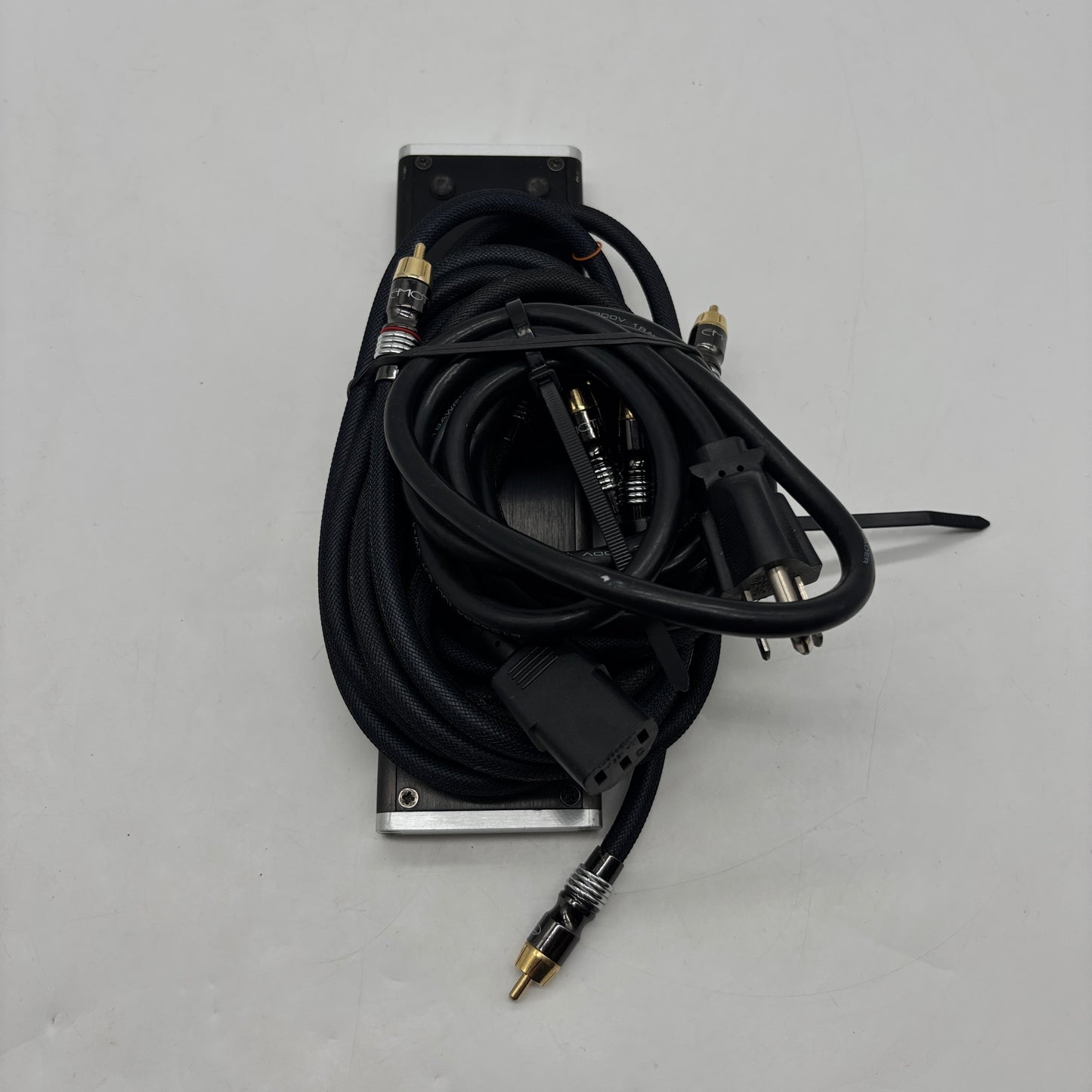 Emotiva UMC-1 7.1-Channel AV Preamplifier/Processor