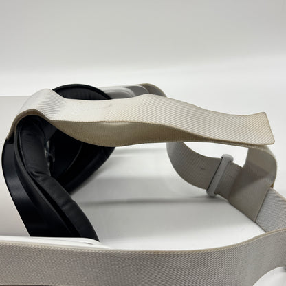 Meta Quest 2 256GB Standalone All-in-One VR Headset KW49CM