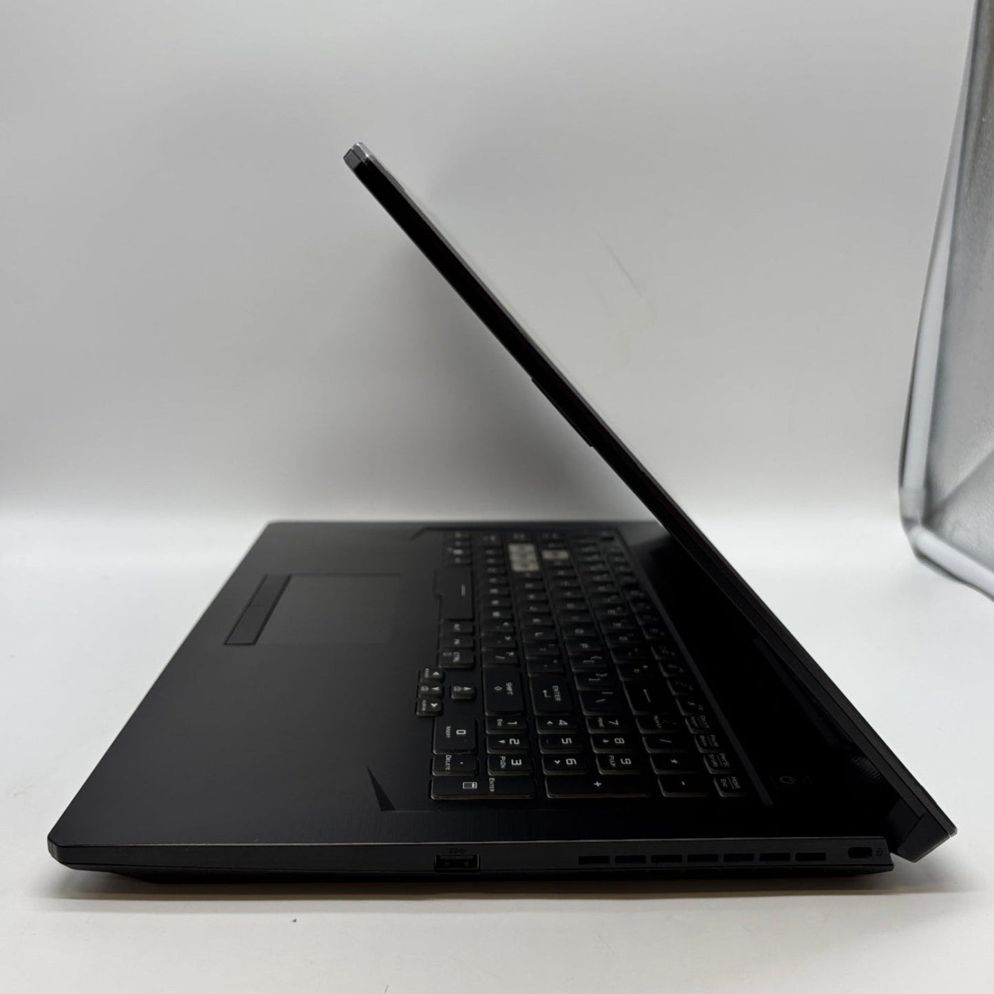 Broken Asus TUF F17 FX706H 17" i5-11260H  16GB RAM 512GB SSD RTX 3050 - Bad Batt