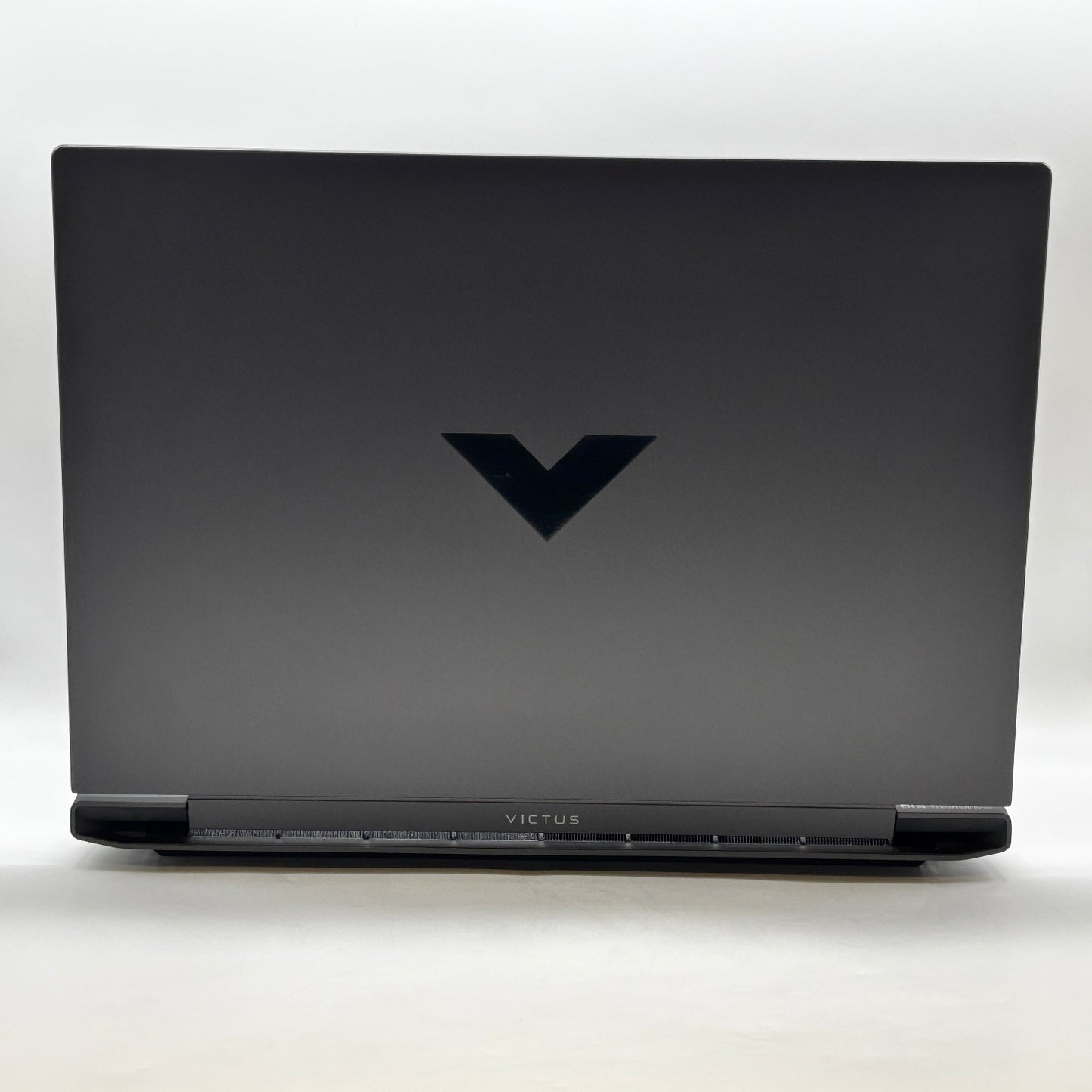 HP Victus 15-FA1030NR 15.6" i5-12450H 2.0GHz 8GB RAM 512GB SSD GeForce RTX 2050