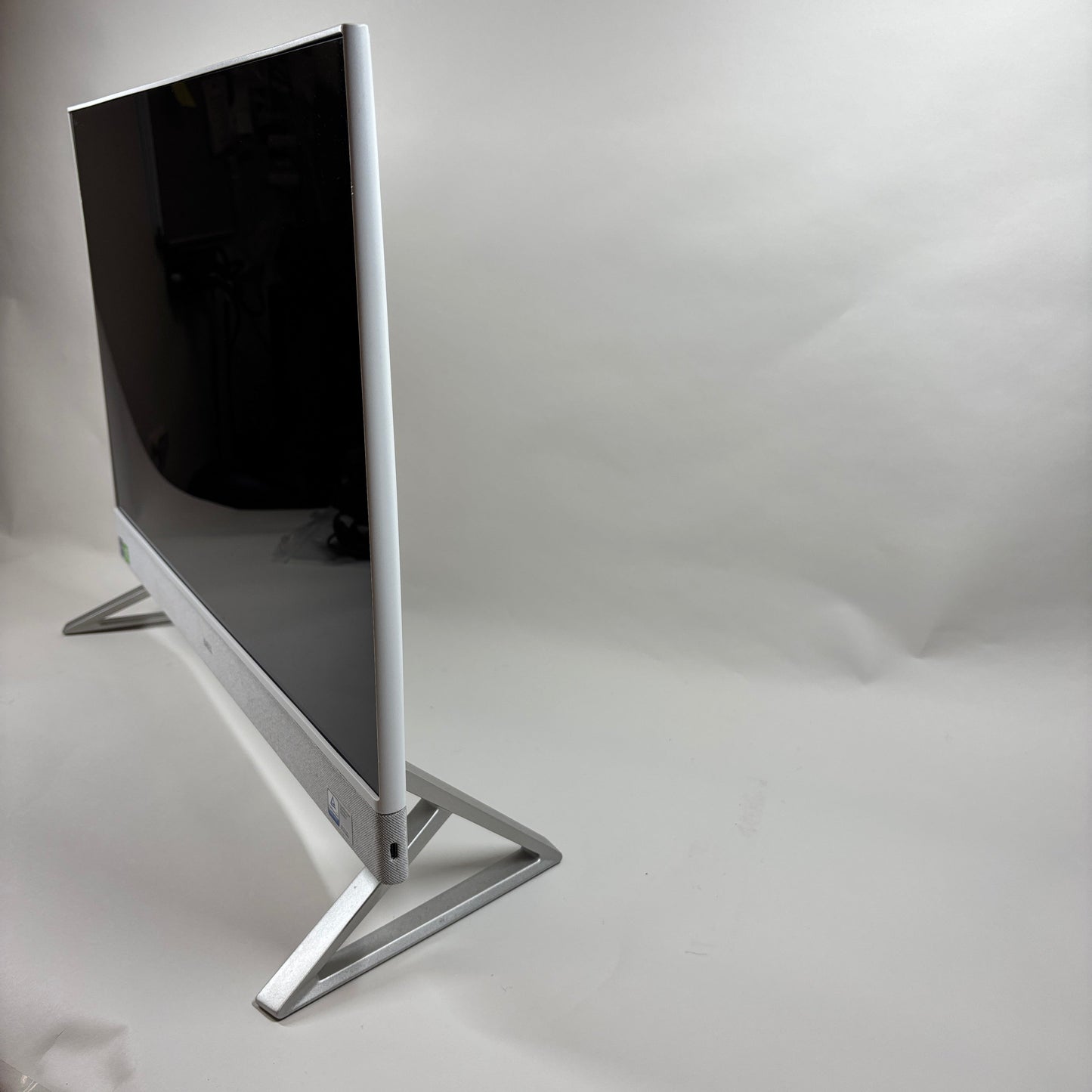 Dell Inspiron 7720 W28C 27" i7-1355U 1.70GHz 32GB RAM GeForce MX550