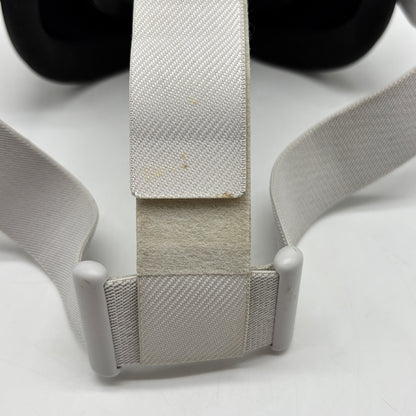 Meta Quest 2 128GB Standalone All-in-One VR Headset KW49CM