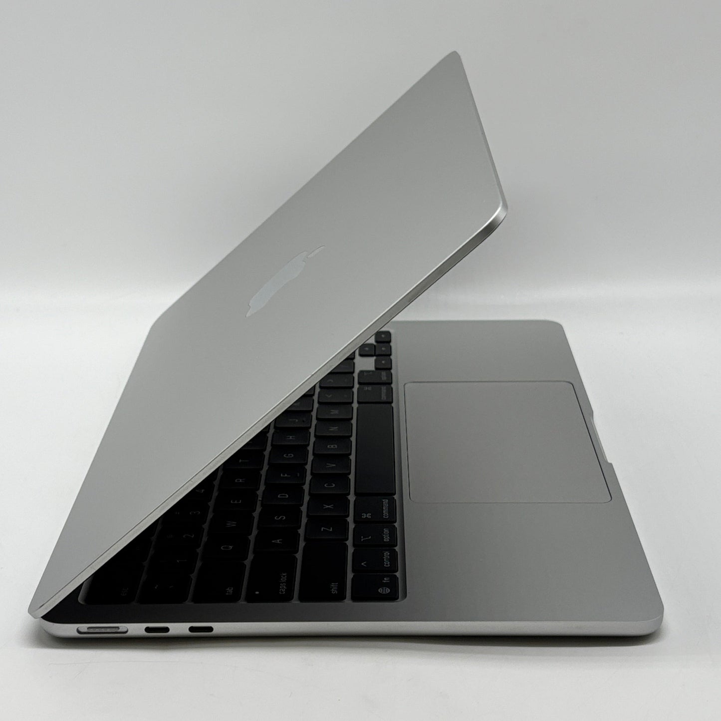 2025 Apple MacBook Air 15" M4 8C GPU 4.5GHz 16GB RAM 256GB SSD MW0W3LL/A