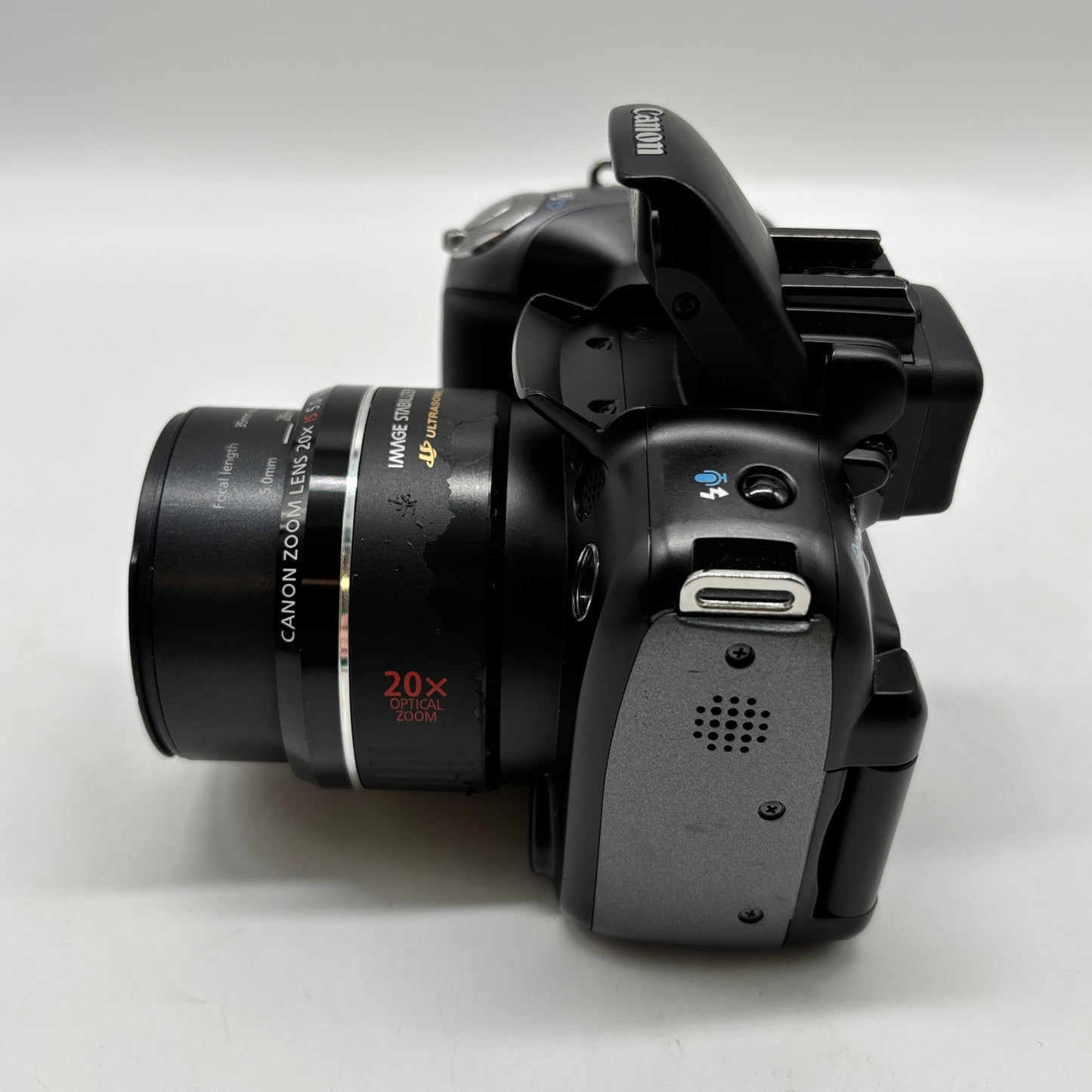 Canon PowerShot SX10IS 10.0MP Digital Camera