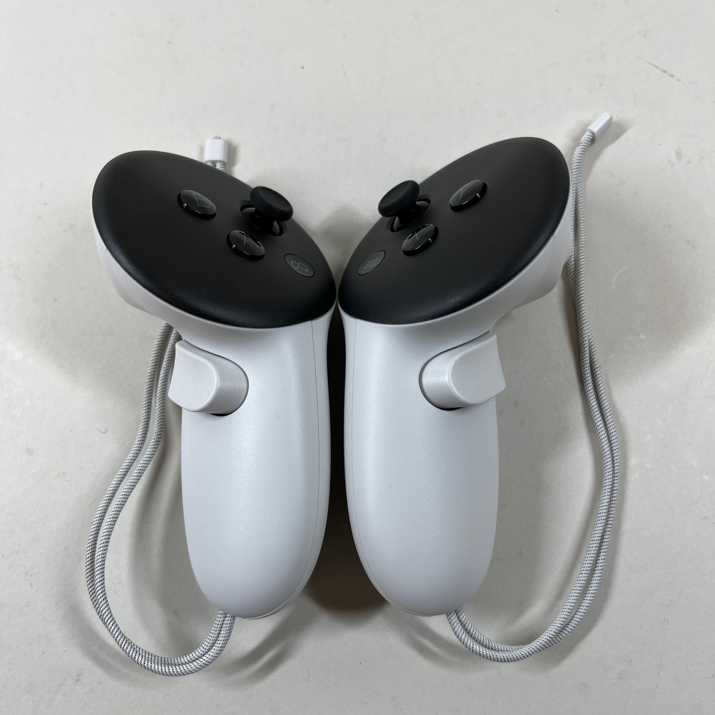 Meta Quest 3S 128GB Standalone All-in-One VR Headset P97