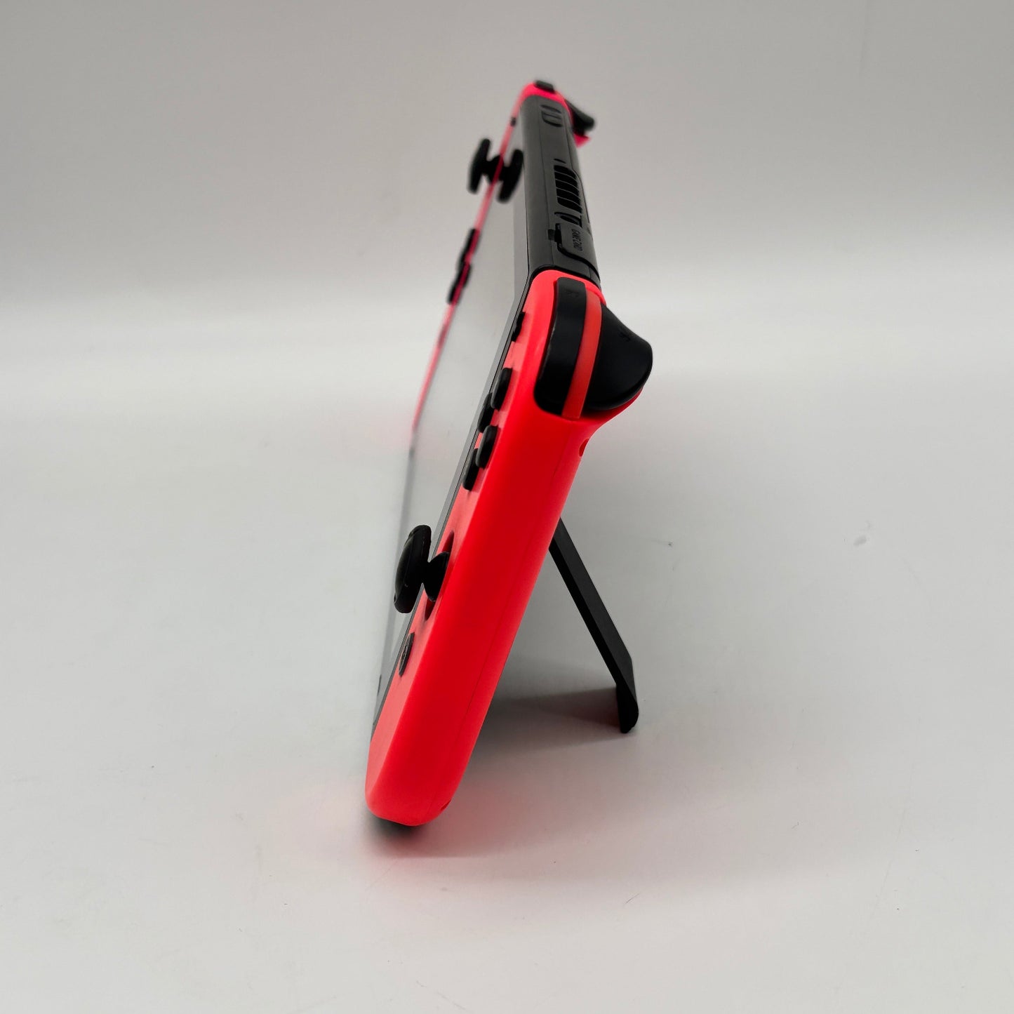 Nintendo Switch v2 Video Game Console HAC-001(-01) Red