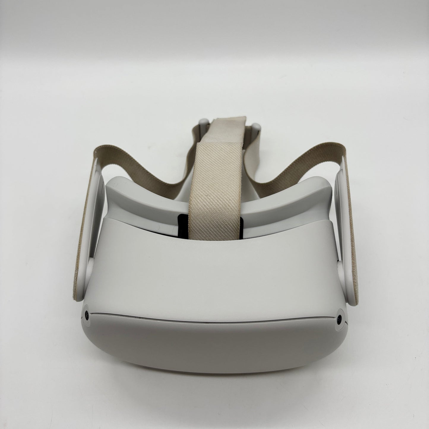 Meta Quest 2 64GB Standalone All-in-One VR Headset KW49CM - Smoke Smell