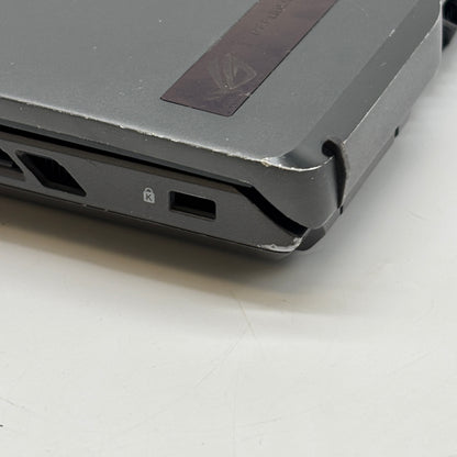 Asus ROG Zephyrus G15 15.6" AMD Ryzen 9 6900HS 3.3GHz 40GB RAM 4TB SSD RTX 3060