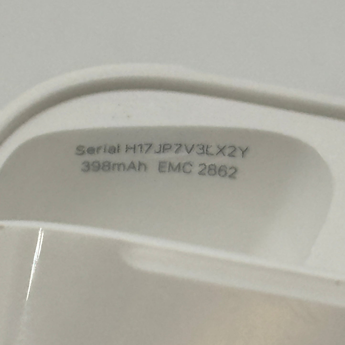 Apple AirPods 2nd Gen with Charging Case A2031 A2032 A1602 A1602