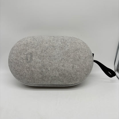 Oculus Quest 2 128GB Standalone All-in-One VR Headset KW49CM