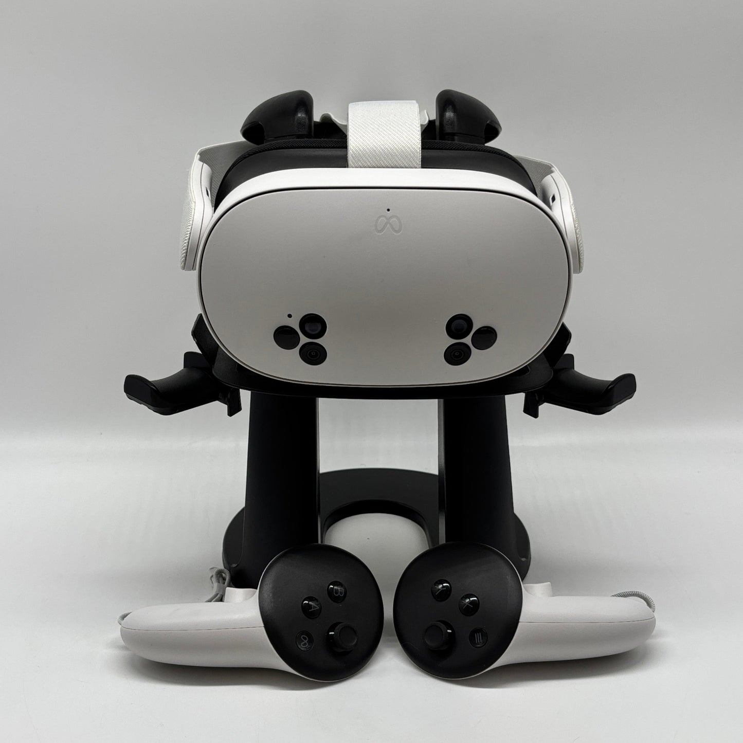 Meta Quest 3S 128GB Standalone All-in-One VR Headset P97