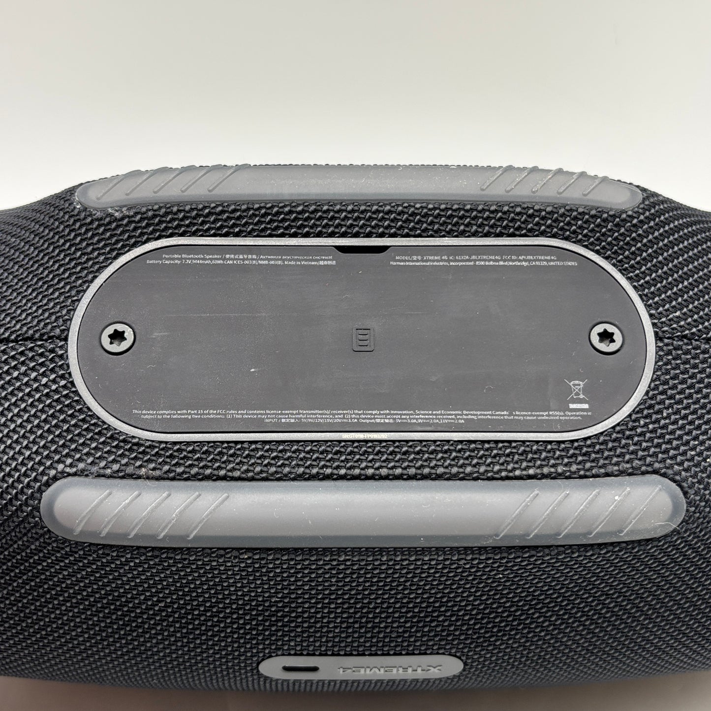 JBL Xtreme 4 Portable Waterproof Bluetooth Speaker Black JBLXTREME4BLKAM