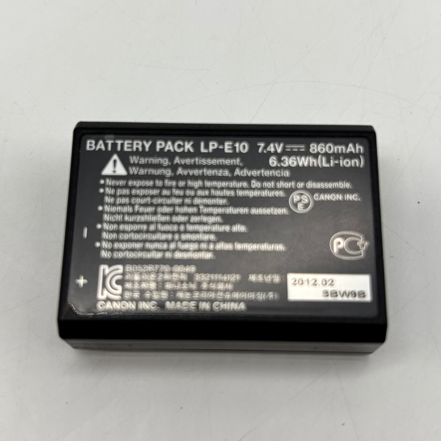 Canon EOS Rebel T3 12.2MP Digital SLR DSLR Camera Body Only