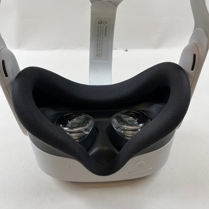 Meta Quest 3S 128GB Standalone All-in-One VR Headset P97