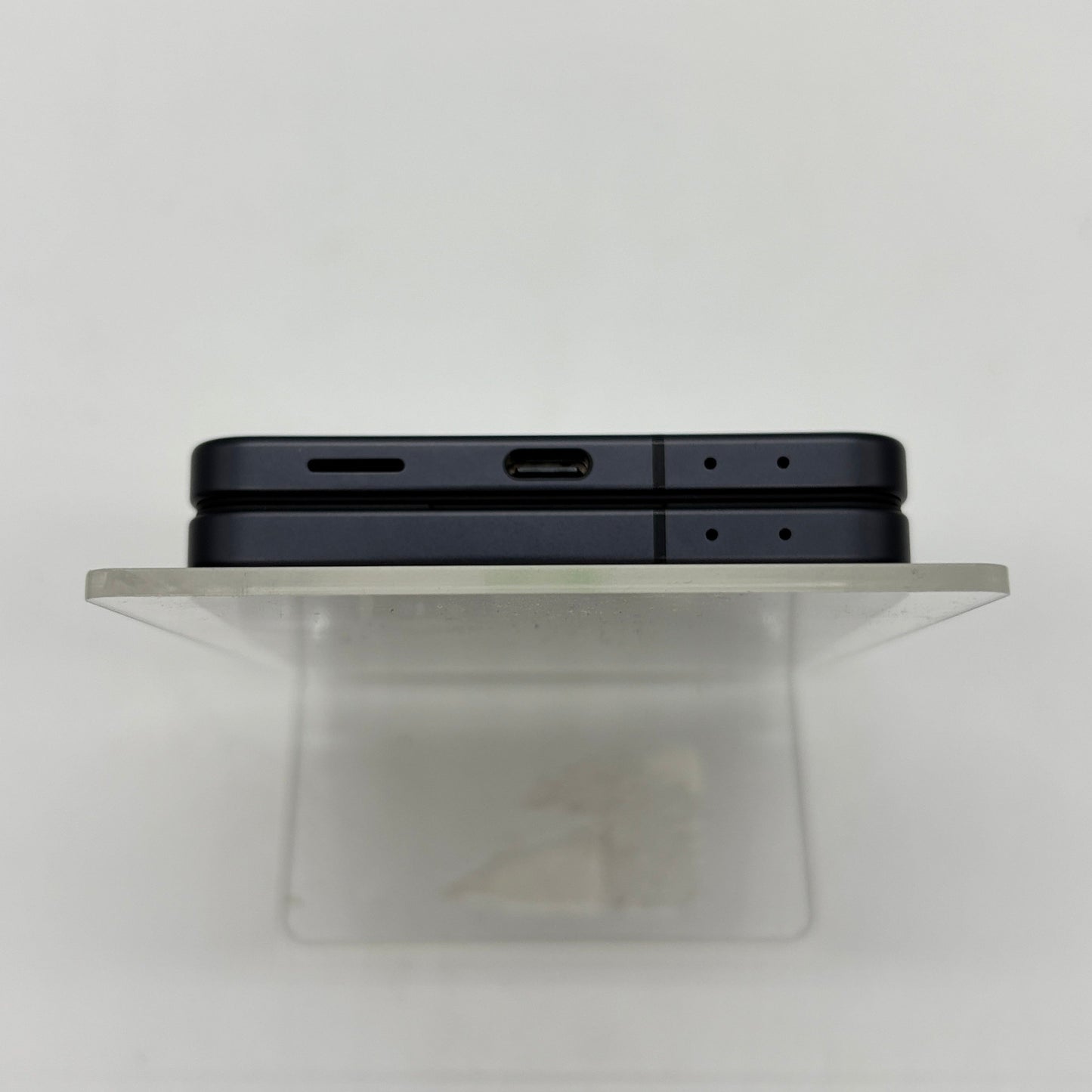 Unlocked Samsung Galaxy Flip7 12GB RAM 256GB SM-F766U1 Absolute Black