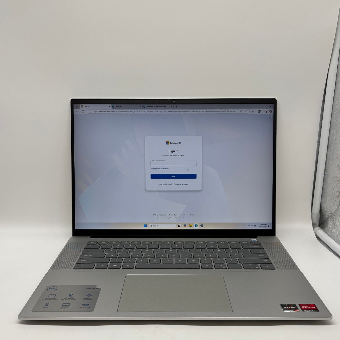 Dell Inspiron 16 5635 P125F 16" AMD Ryzen 5 7000 Series 2.0GHz 16GB RAM 512GB 