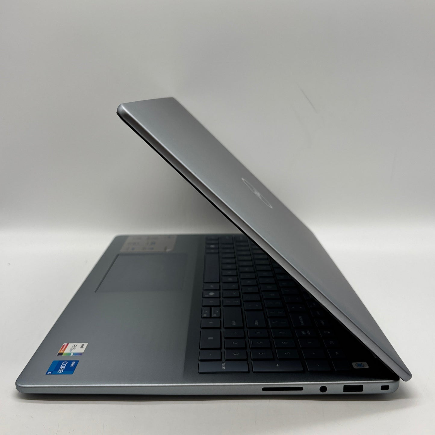 Dell Inspiron 16 5640 16" i5-1334U 1.3GHz 16GB RAM 512GB SSD