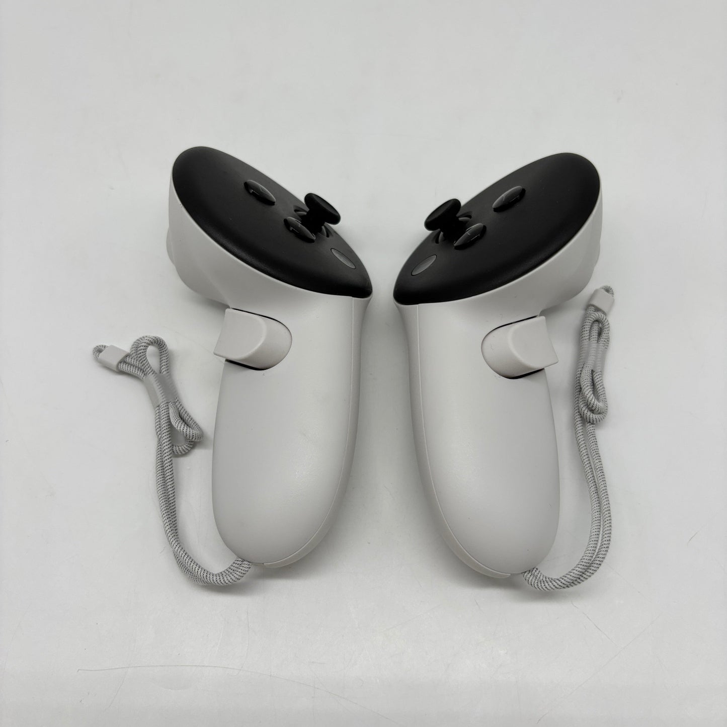 Meta Quest 3S 128GB Standalone All-in-One VR Headset P97