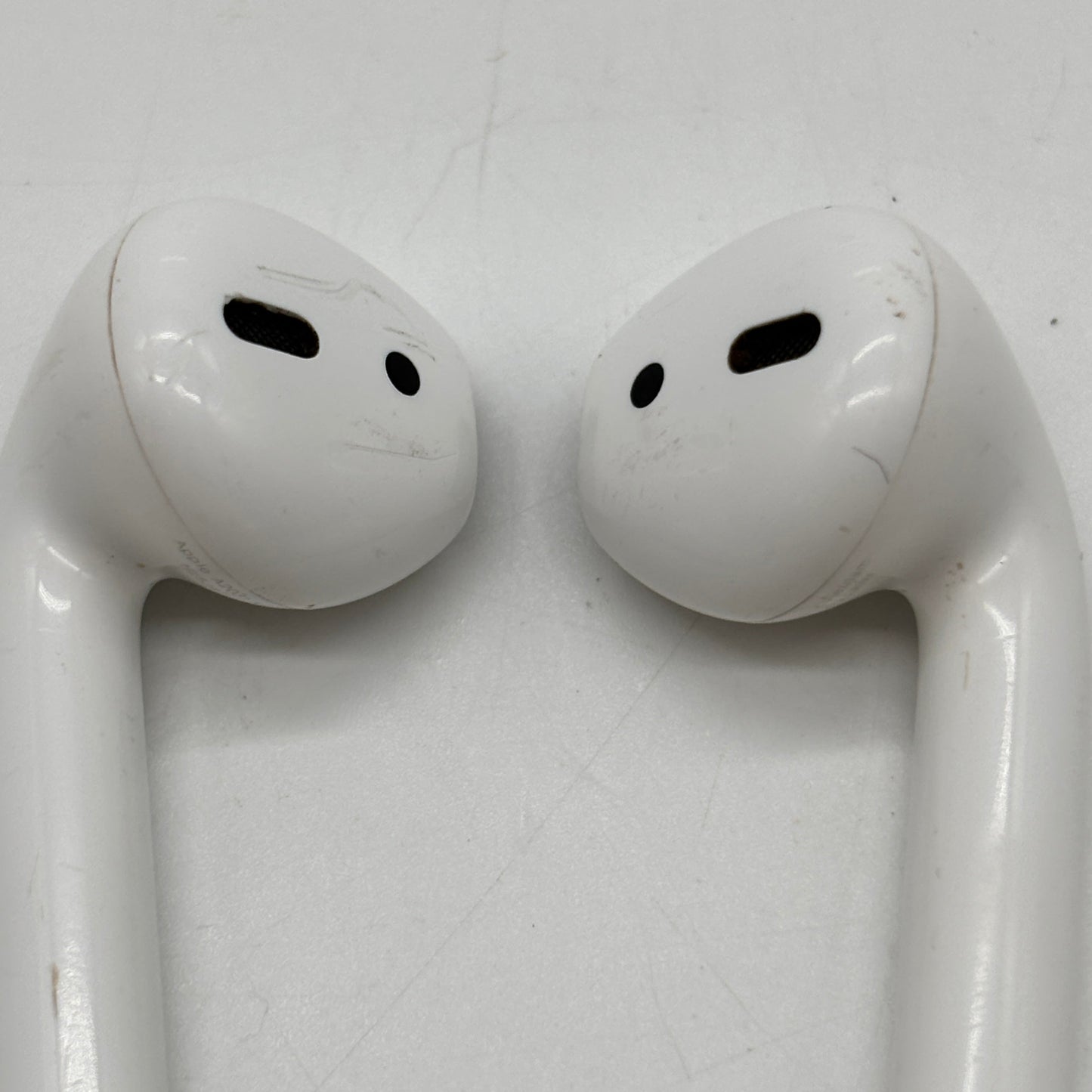 Apple AirPods 2nd Gen with Charging Case A2031 A2032 A1602 A1602