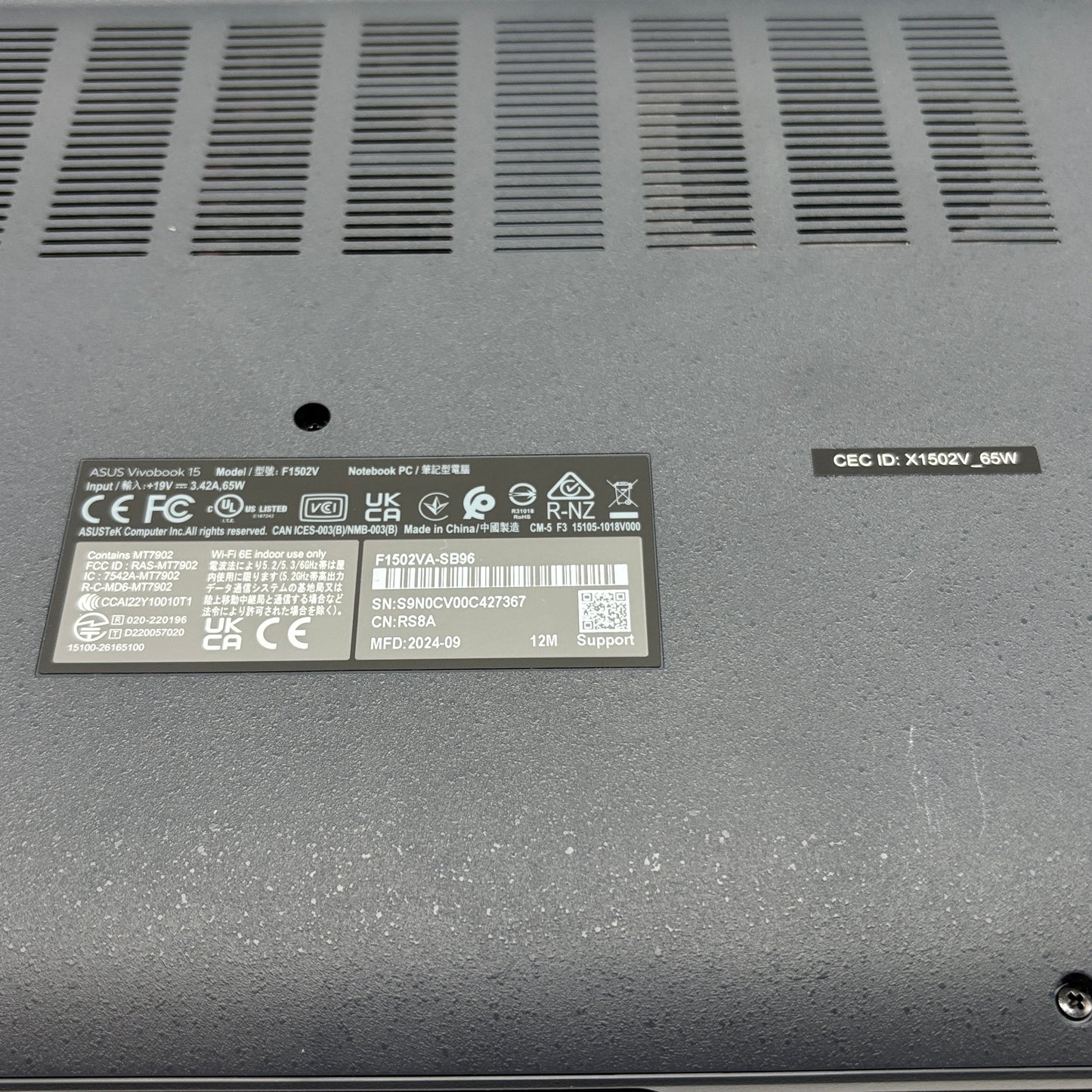 Asus Vivobook 15 F1502V 15.6" i9-13900H 2.6GHz 16GB RAM 1TB SSD