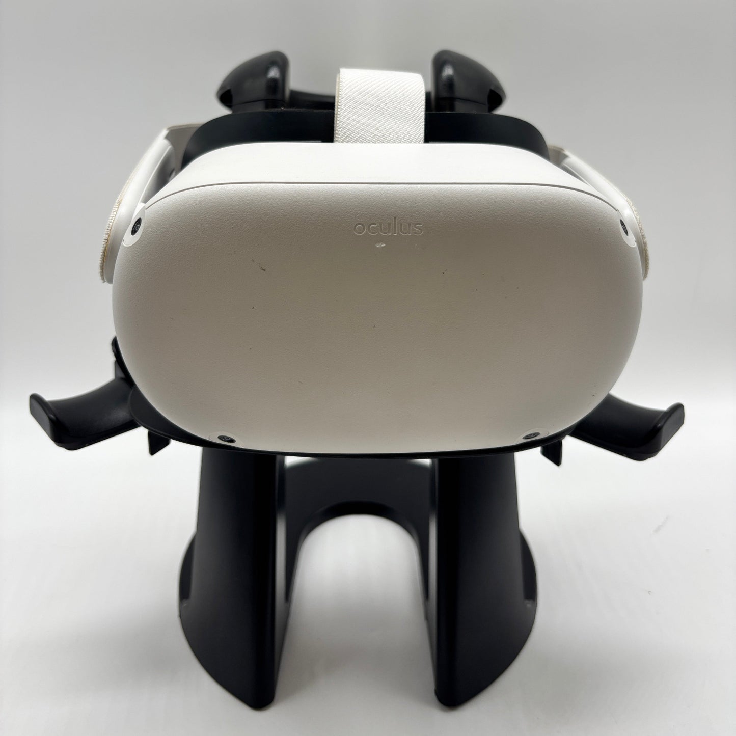 Meta Quest 2 64GB Standalone All-in-One VR Headset KW49CM - Smoke Smell