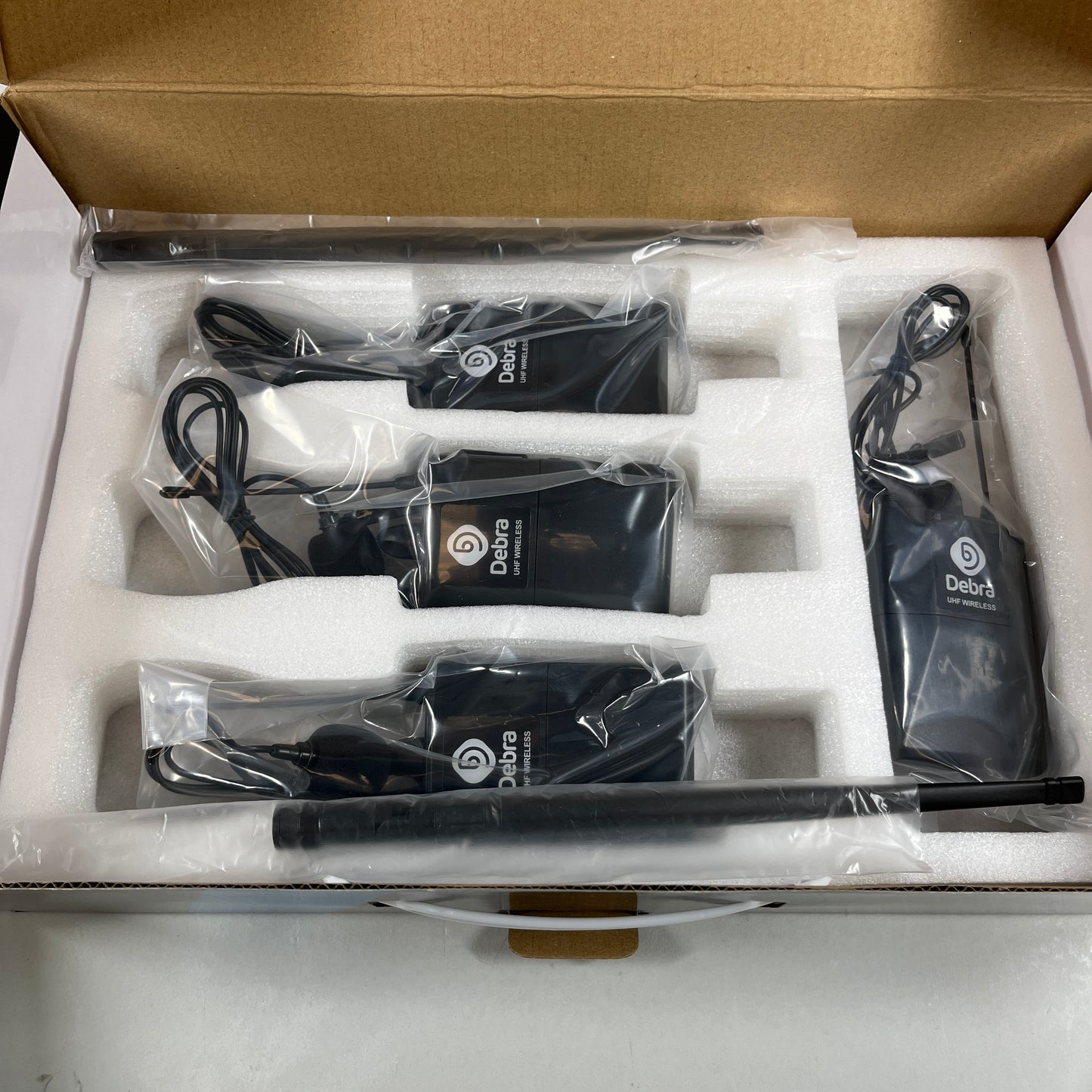 New Debra professional wireless Microphone AU400