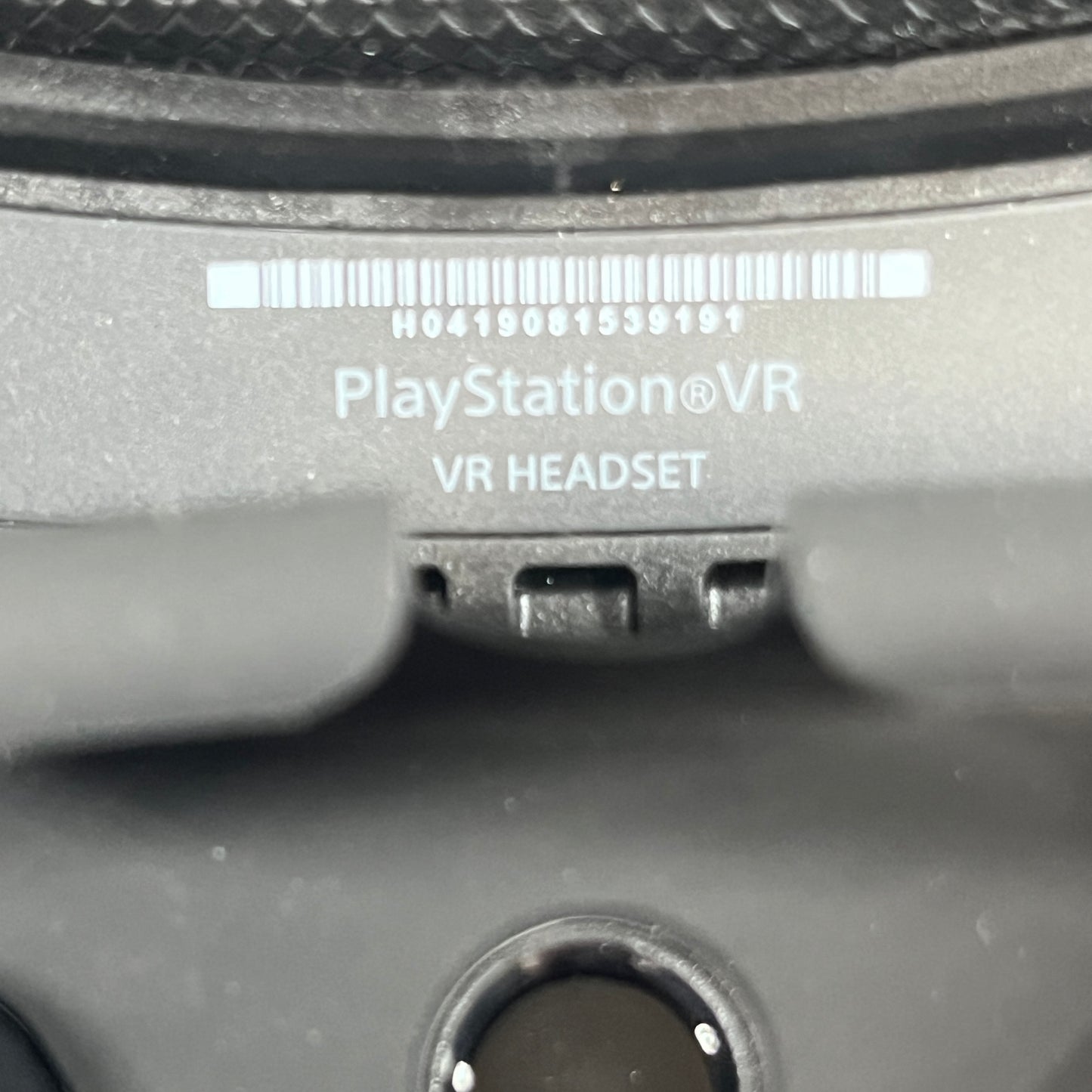 Sony Playstation 4 PS4 Virtual Reality VR Headset White CUH-ZVR1 Bundle