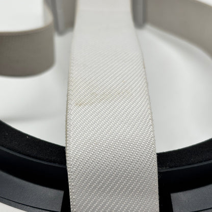 Meta Quest 2 64GB Standalone All-in-One VR Headset KW49CM - Smoke Smell