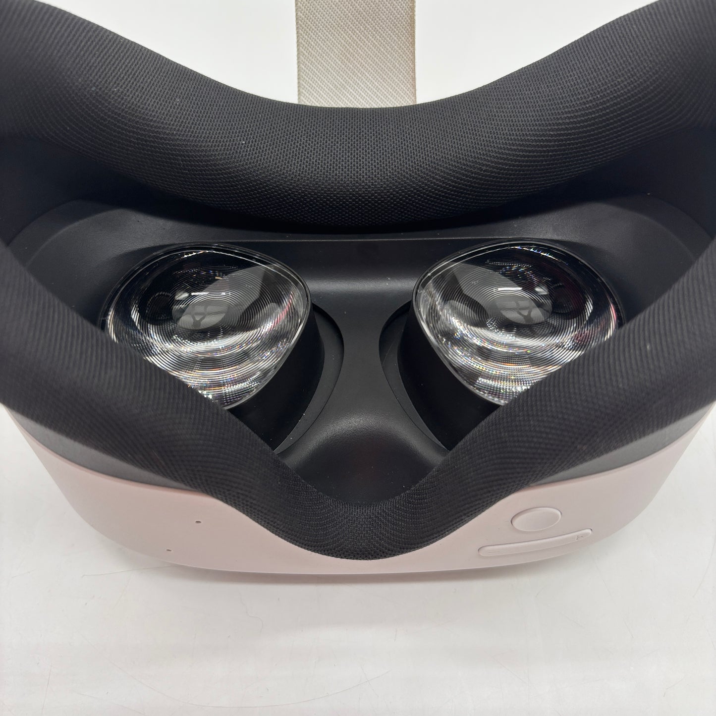 Meta Quest 3S 128GB Standalone All-in-One VR Headset P97