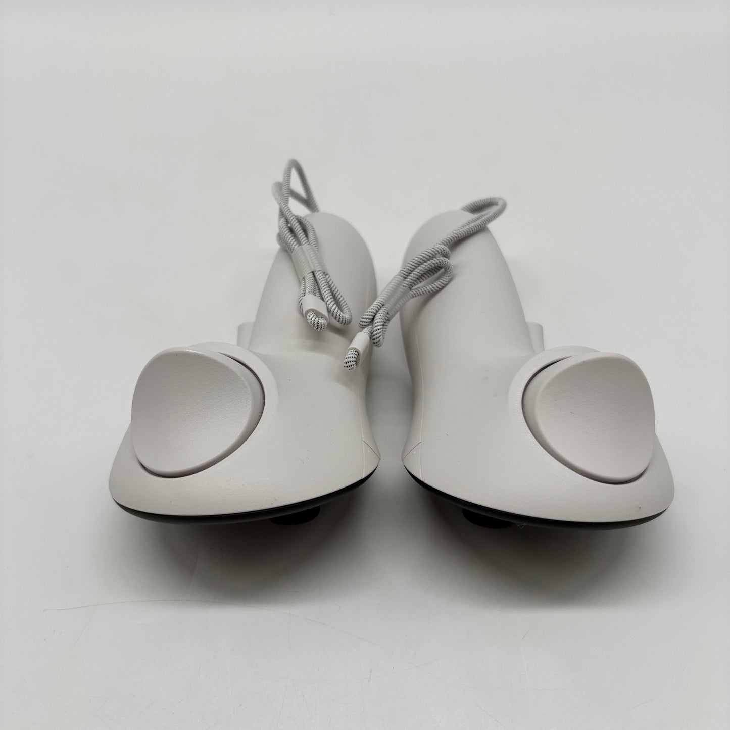 Meta Quest 3S 128GB Standalone All-in-One VR Headset P97