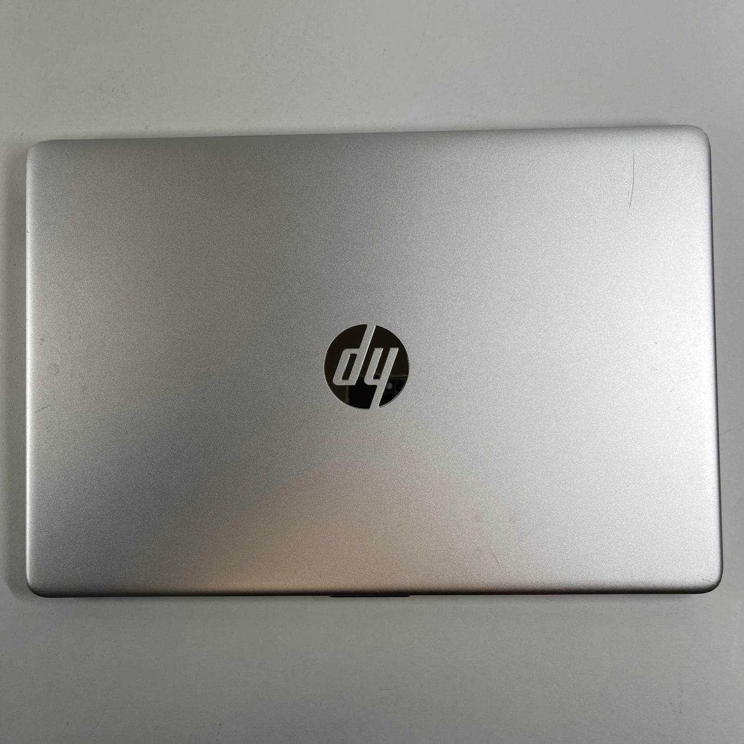 HP Laptop 15-dy2132wm 15.6" Core i3-1115G4 2.9GHz 8GB 256GB SSD