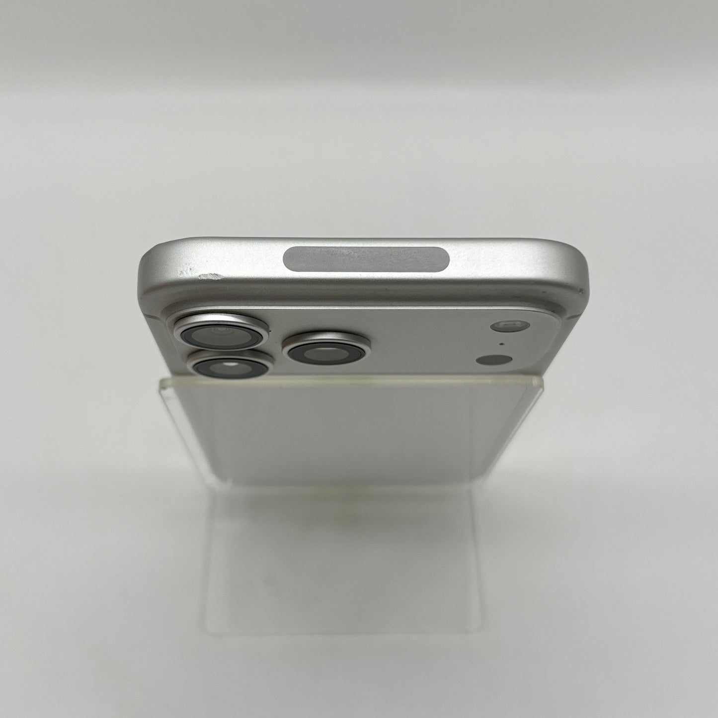 Factory Unlocked Apple iPhone 17 Pro Max 256GB Silver MFXG4LL/A