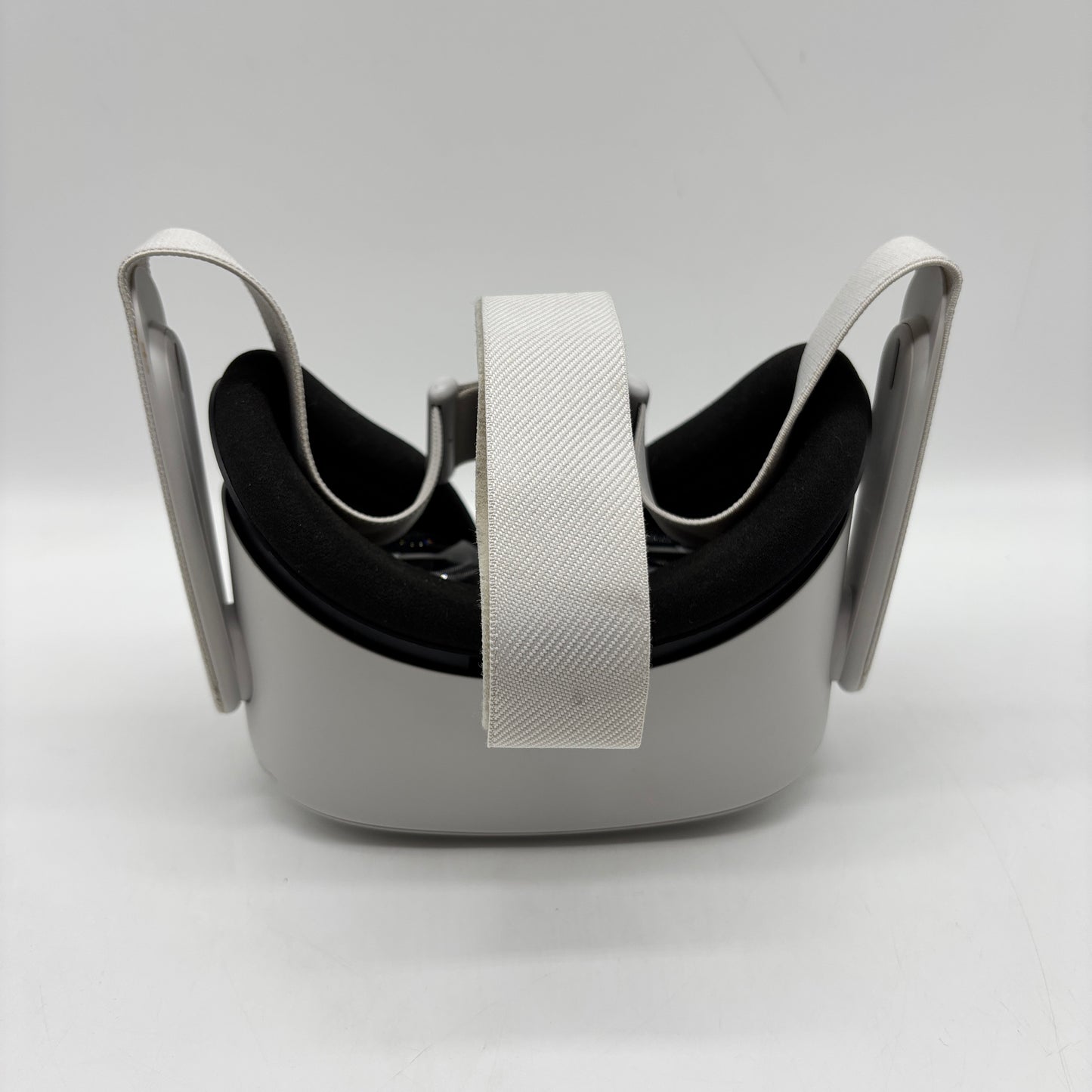 Meta Quest 2 128GB Standalone All-in-One VR Headset KW49CM