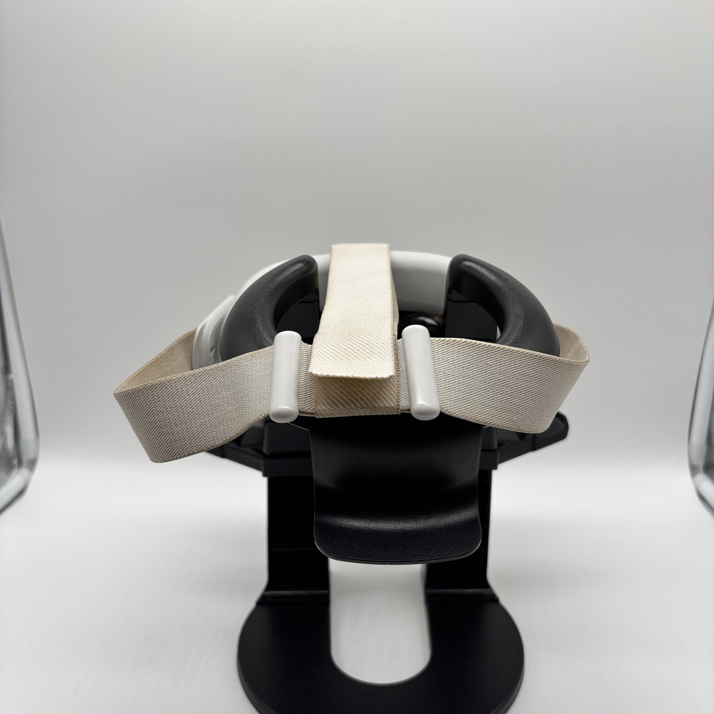 Meta Quest 2 64GB Standalone All-in-One VR Headset KW49CM - Smoke Smell