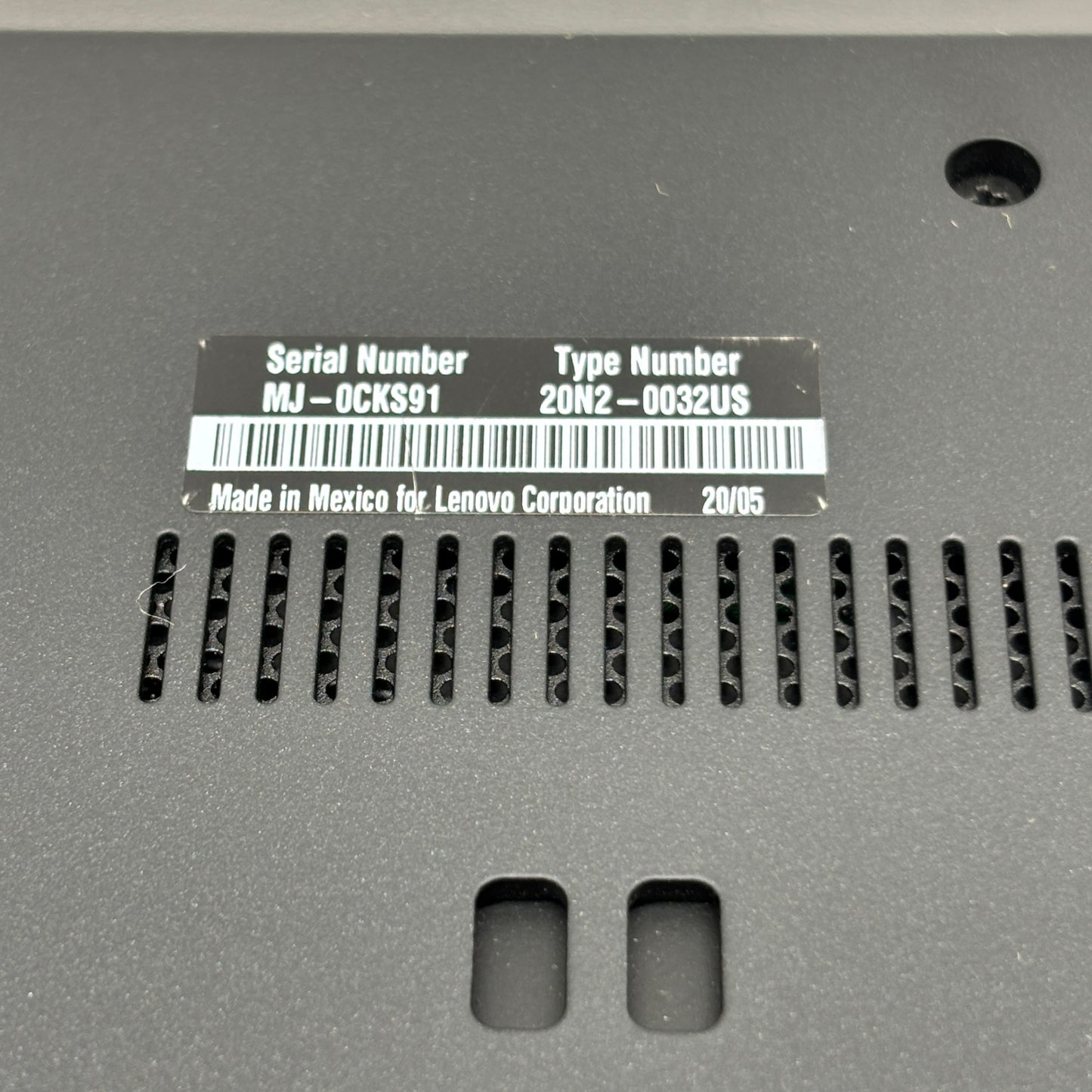 Lenovo ThinkPad T490 20N20032US 14" i5-8265U 1.8GHz 16GB RAM 256GB SSD