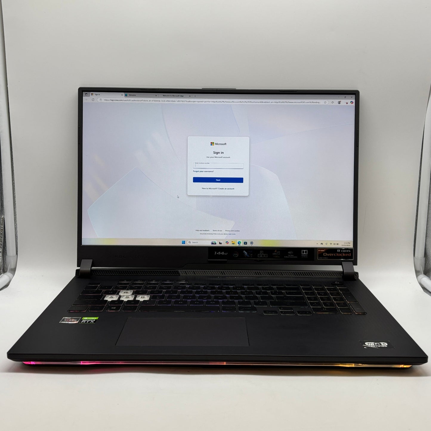 Asus ROG G713Q 17.3" Ryzen 9 5900HX 3.3GHz 16GB RAM 1TB SSD GeForce RTX 3060