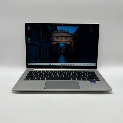 HP Elitebook 830 G8 13.3 i7-1185G7 3.0GHz 16GB RAM 250GB SSD 