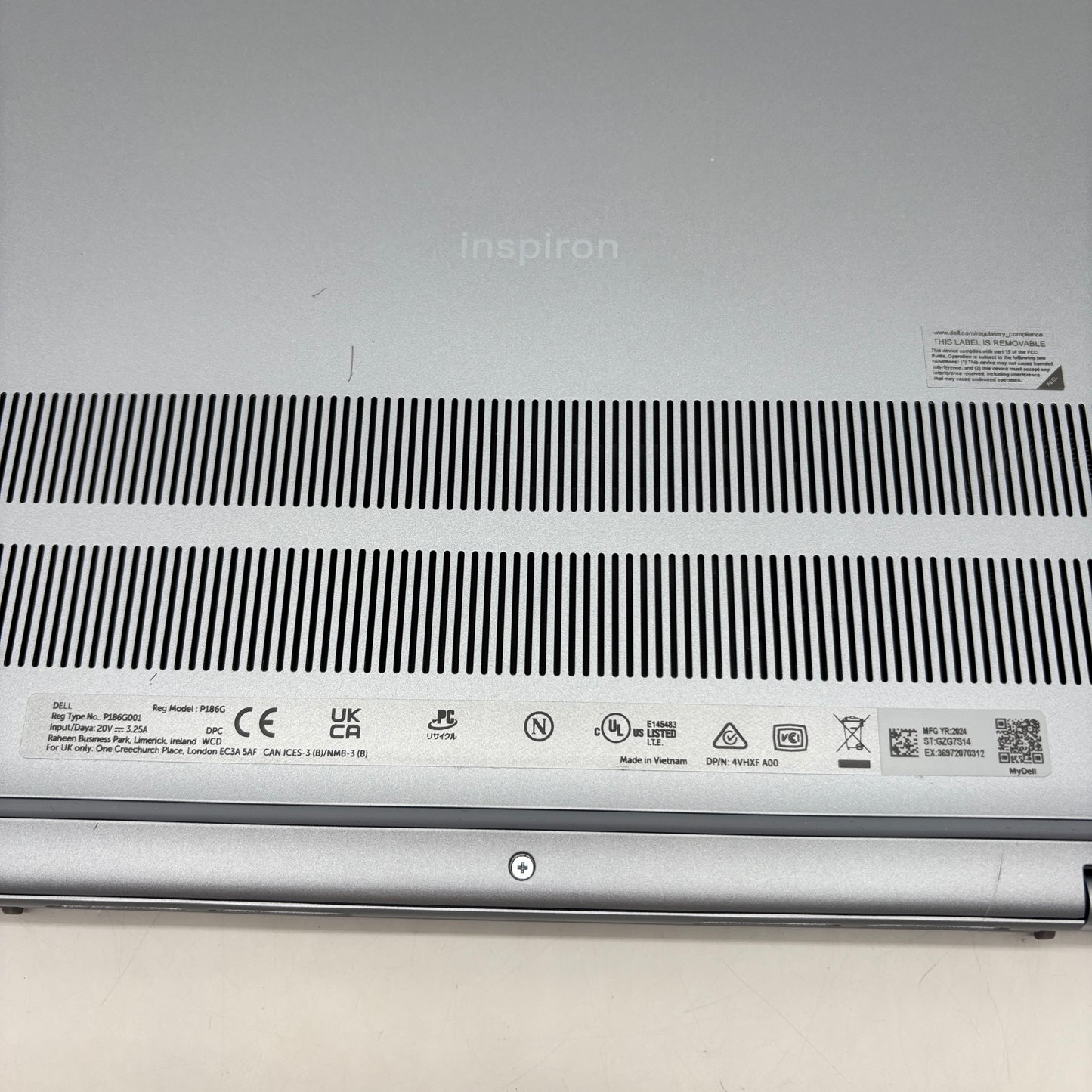 Dell Inspiron 14 7440 14" Core 7 150U 1.8GHz 16GB RAM 1TB SSD