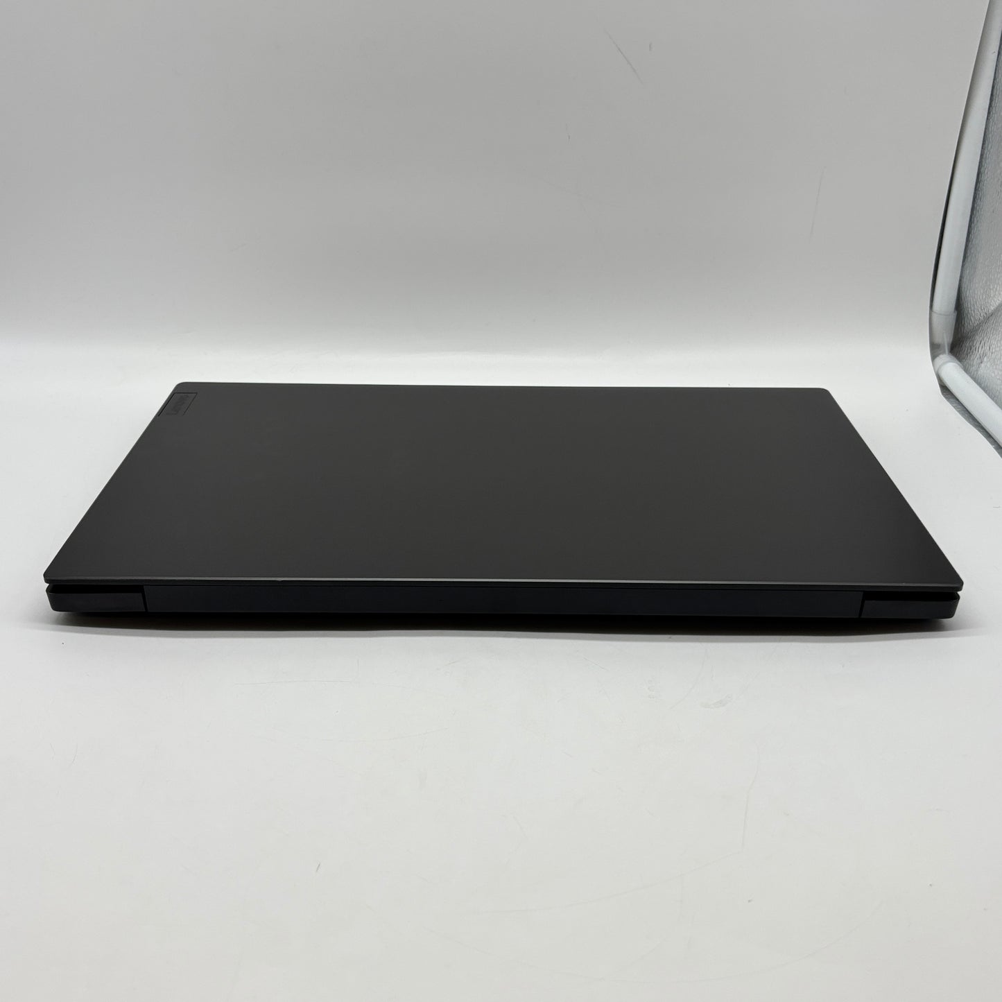 Lenovo V15 G4 IRU 15.6" i5-13420H 2.1GHz 16GB RAM 512GB SSD