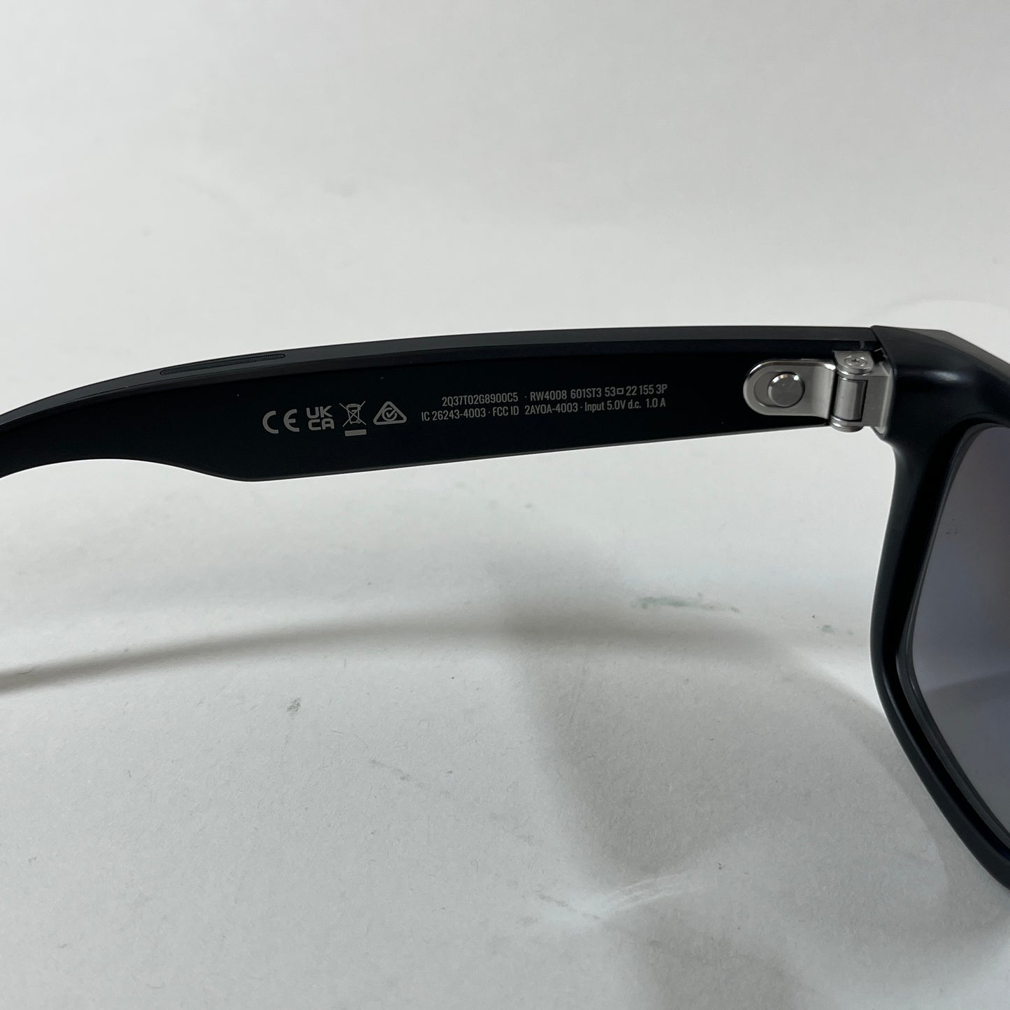 New Rayban Wayfarer Smart Glasses RW4008